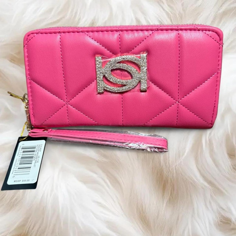 Bebe Zaza Zip Around Wallet Hot Pink Quilted Rhinestone Logo Wristlet E10-4537
